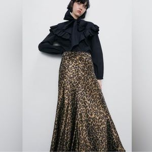 ZARA LEOPARD PRINT SATIN SKIRT